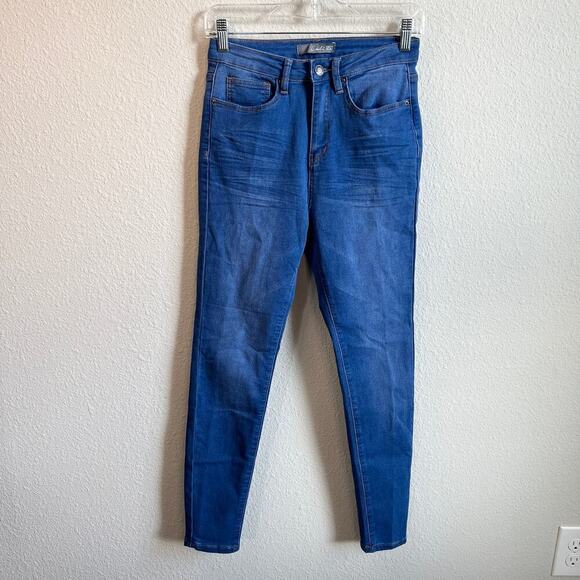 Cali 1850 Jeans Women's 3/26 High Rise Skinny Leg Soft Stretch Denim Medium Wash - Picture 1 of 6